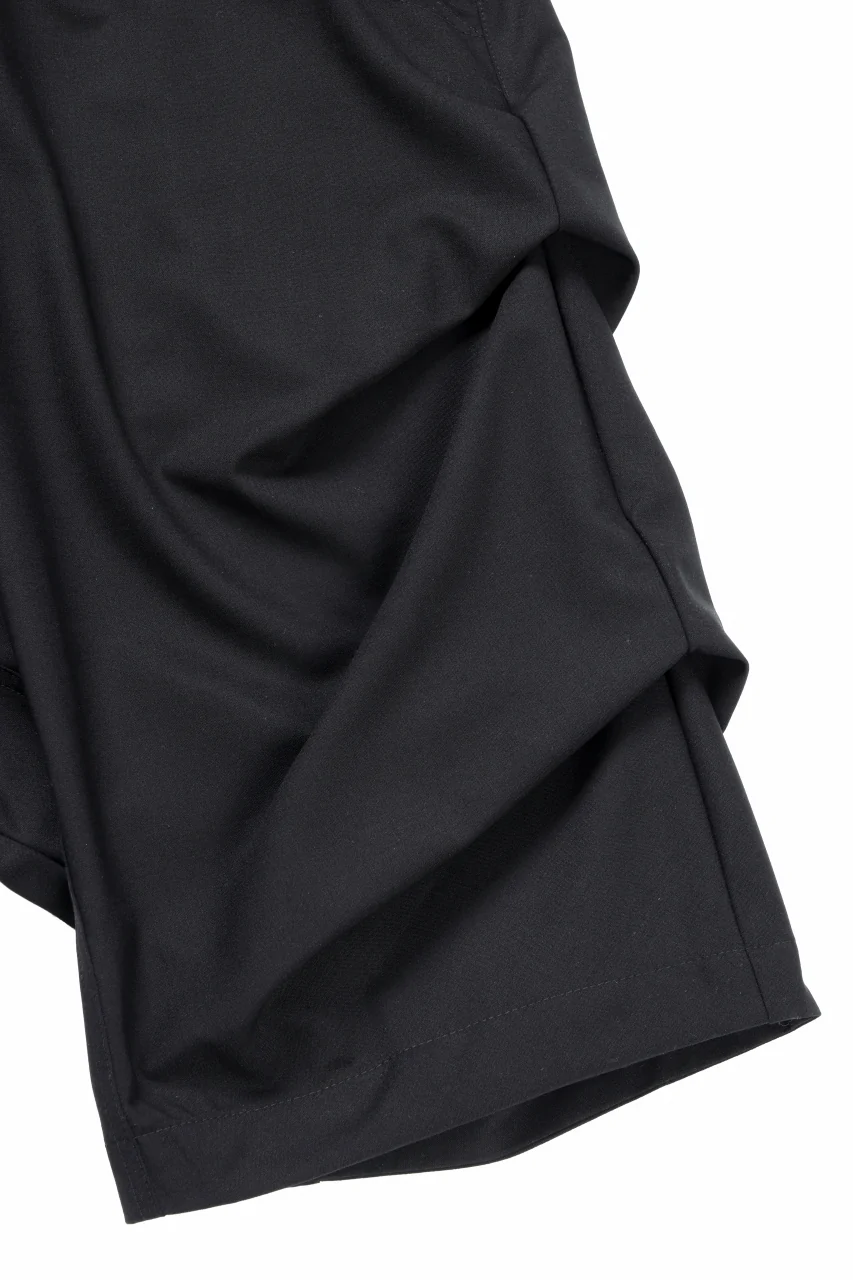 A.F ARTEFACT TUCK SHORTS / TROPICAL WOOL (BLACK) - Image 6