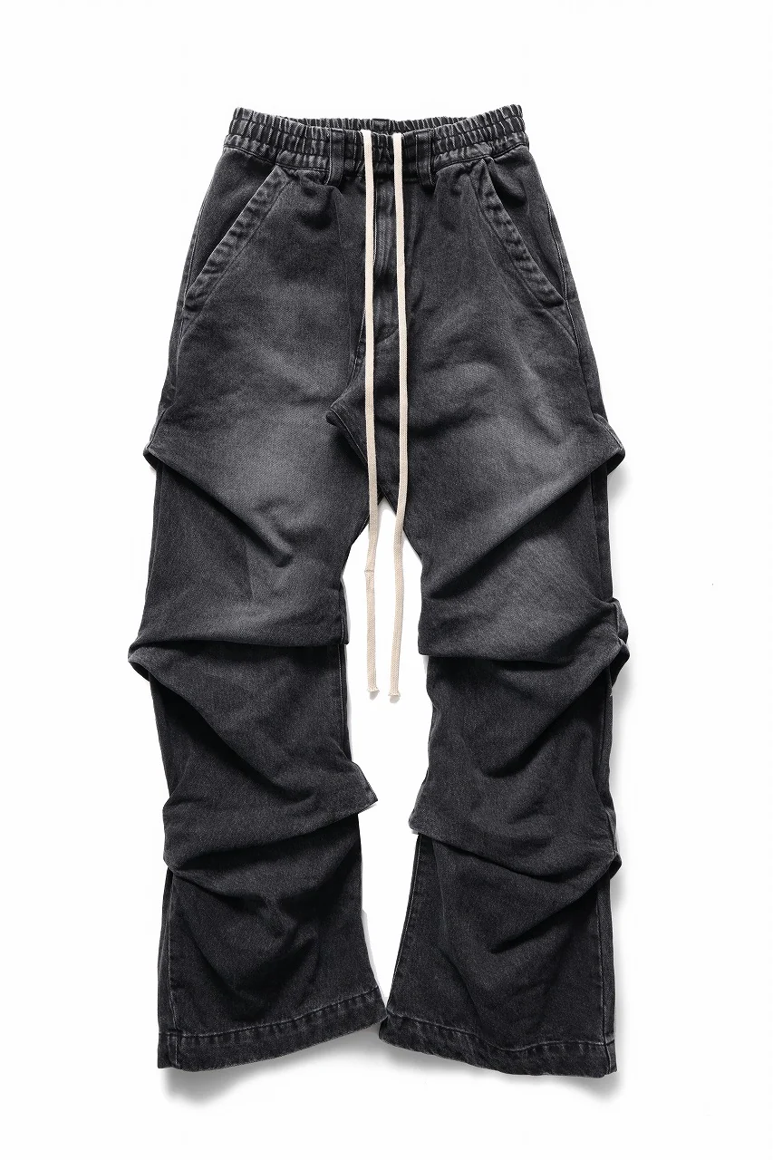 A.F ARTEFACT TUCK SLIM BAGGY PANTS / FADED DENIM (BLACK)