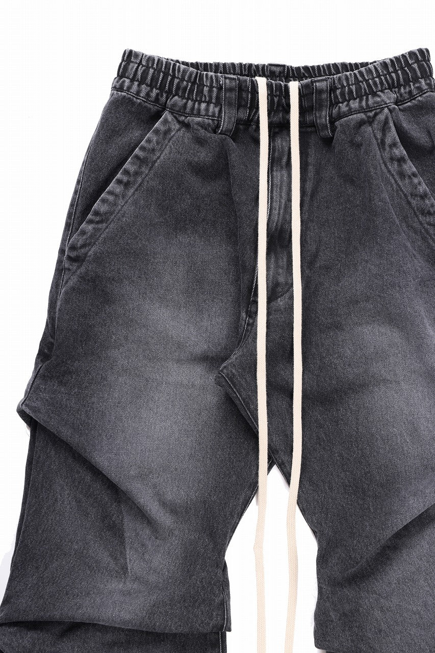 A.F ARTEFACT TUCK SLIM BAGGY PANTS / FADED DENIM (BLACK) - Image 4