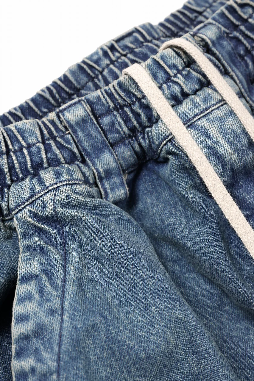 A.F ARTEFACT TUCK SLIM BAGGY PANTS / FADED DENIM (BLUE) - Image 16