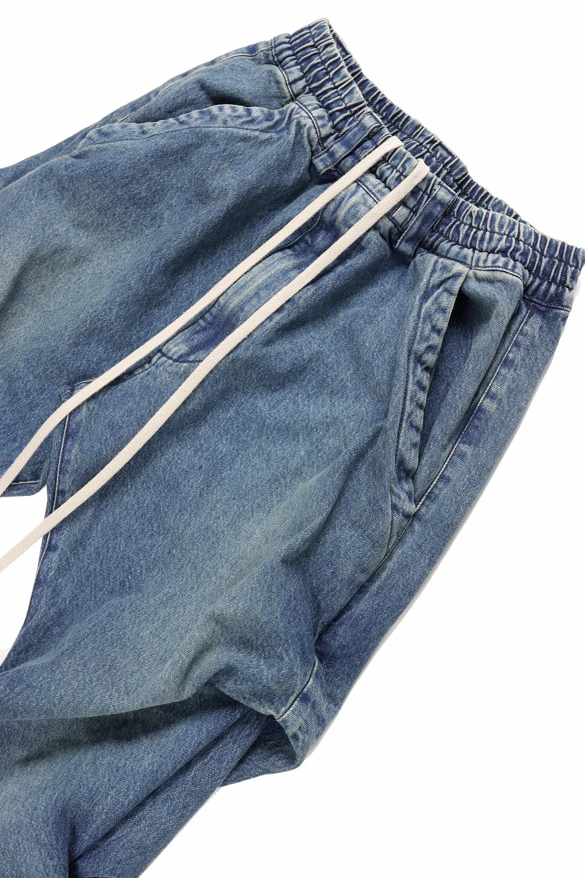 A.F ARTEFACT TUCK SLIM BAGGY PANTS / FADED DENIM (BLUE) - Image 17