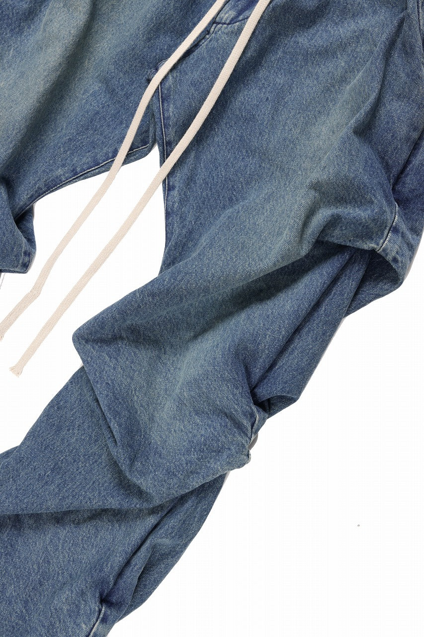 A.F ARTEFACT TUCK SLIM BAGGY PANTS / FADED DENIM (BLUE) - Image 18