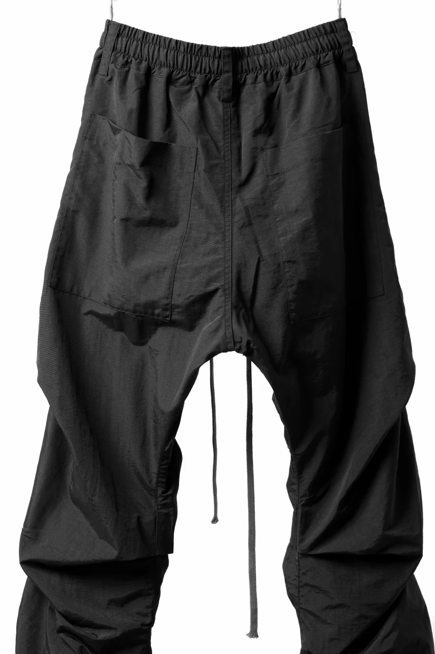 A.F ARTEFACT TUCK VOLUME BAGGY PANTS / CONY GRUNZE (BLACK) - Image 13
