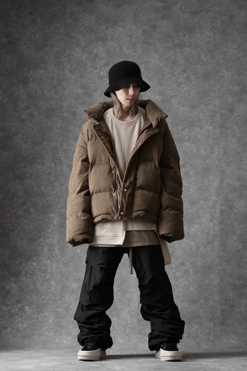 A.F ARTEFACT TUCK VOLUME BAGGY PANTS / CONY GRUNZE (BLACK) - Image 23