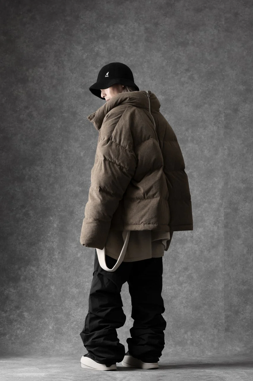 A.F ARTEFACT TUCK VOLUME BAGGY PANTS / CONY GRUNZE (BLACK) - Image 27