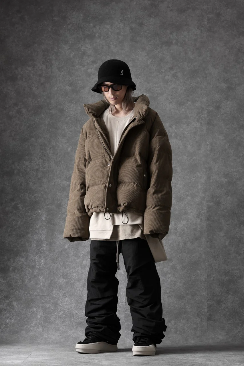 A.F ARTEFACT TUCK VOLUME BAGGY PANTS / CONY GRUNZE (BLACK) - Image 29