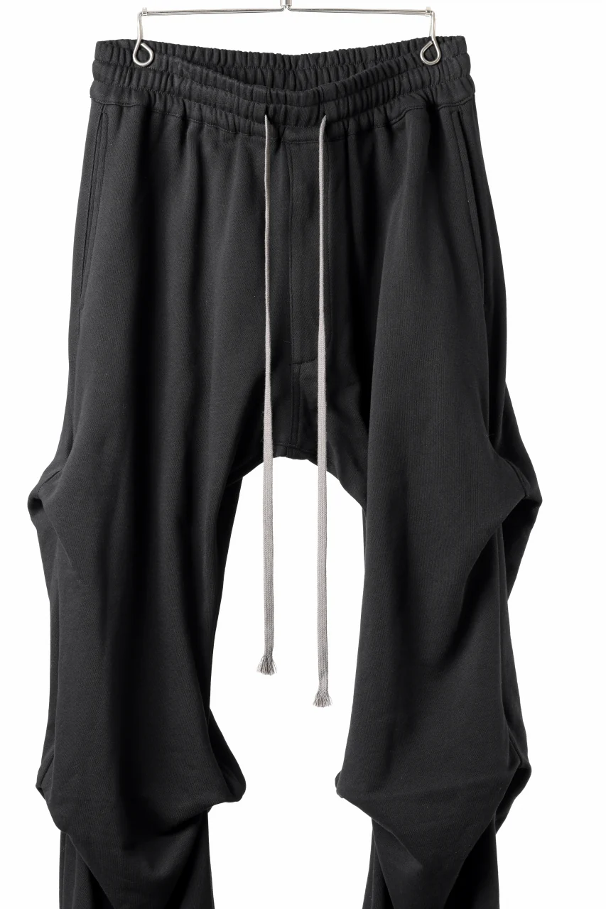 A.F ARTEFACT TUCK VOLUME BAGGY PANTS / COTTON-TERRY (BLACK) - Image 5