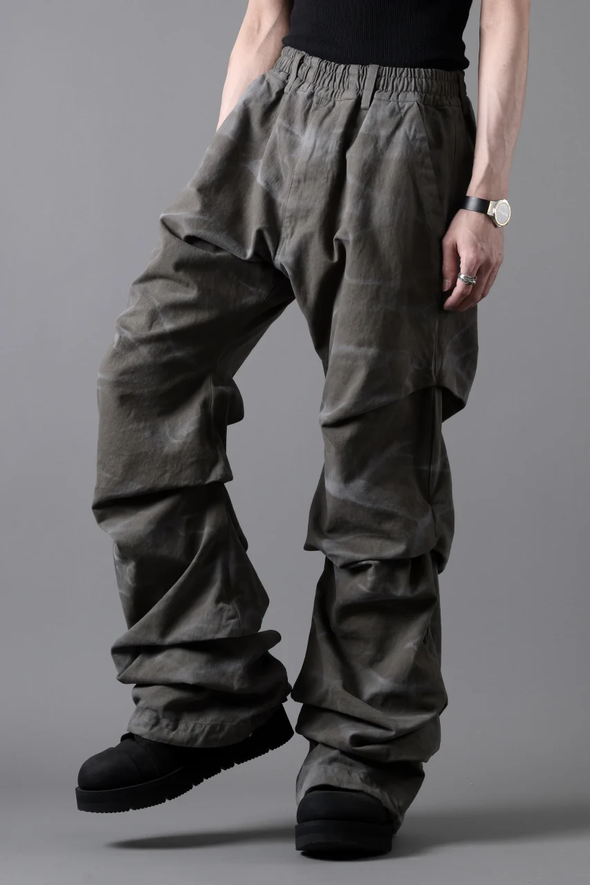 A.F ARTEFACT TUCK VOLUME BAGGY PANTS / VINTAGE DYED (KHAKI) - Image 7