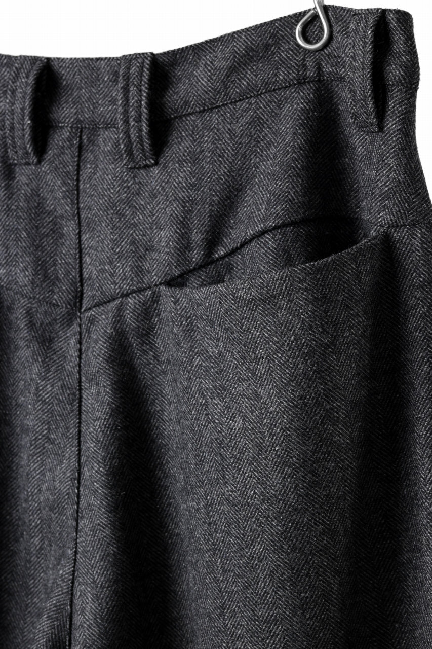A.F ARTEFACT TUCK WIDE TROUSERS / HERRING BONE WOOL (D.GREY) - Image 22