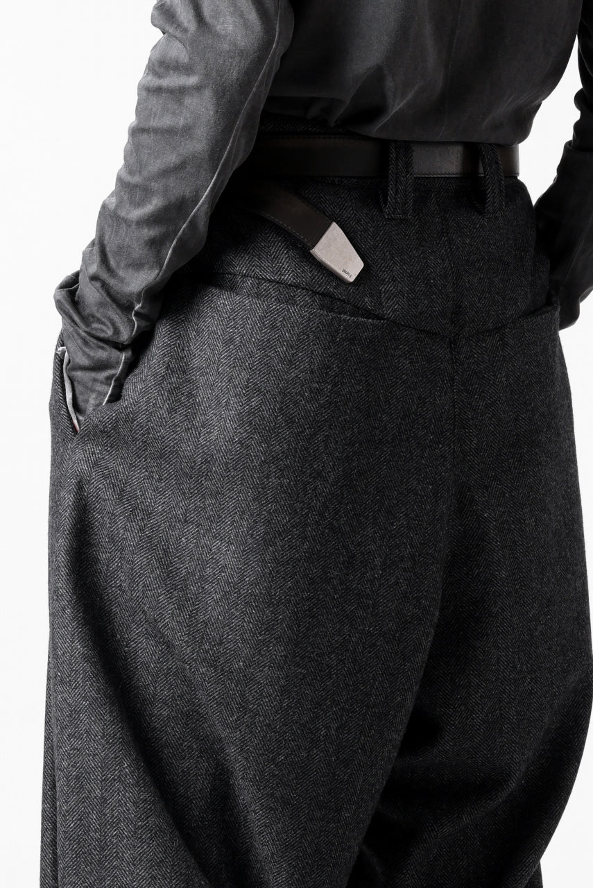 A.F ARTEFACT TUCK WIDE TROUSERS / HERRING BONE WOOL (D.GREY) - Image 40
