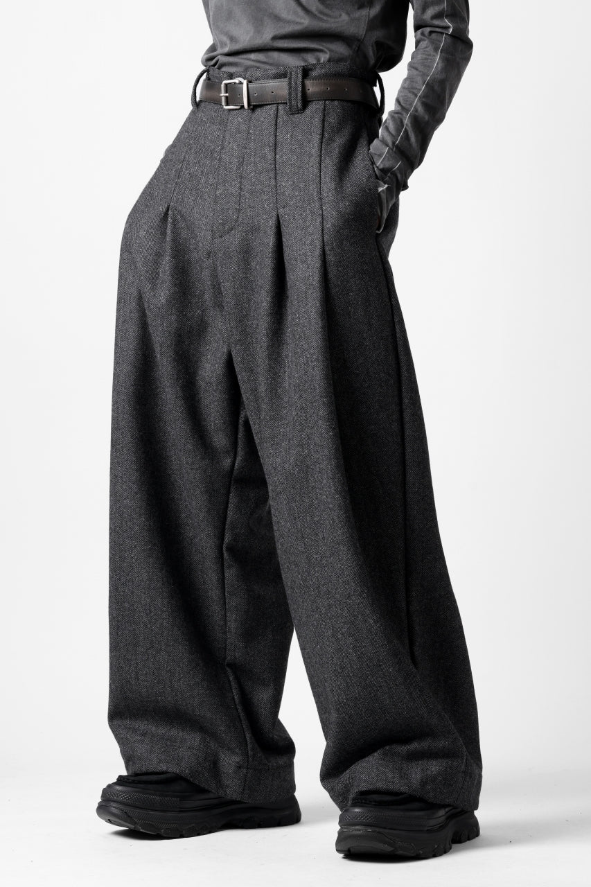 A.F ARTEFACT TUCK WIDE TROUSERS / HERRING BONE WOOL (D.GREY) - Image 8
