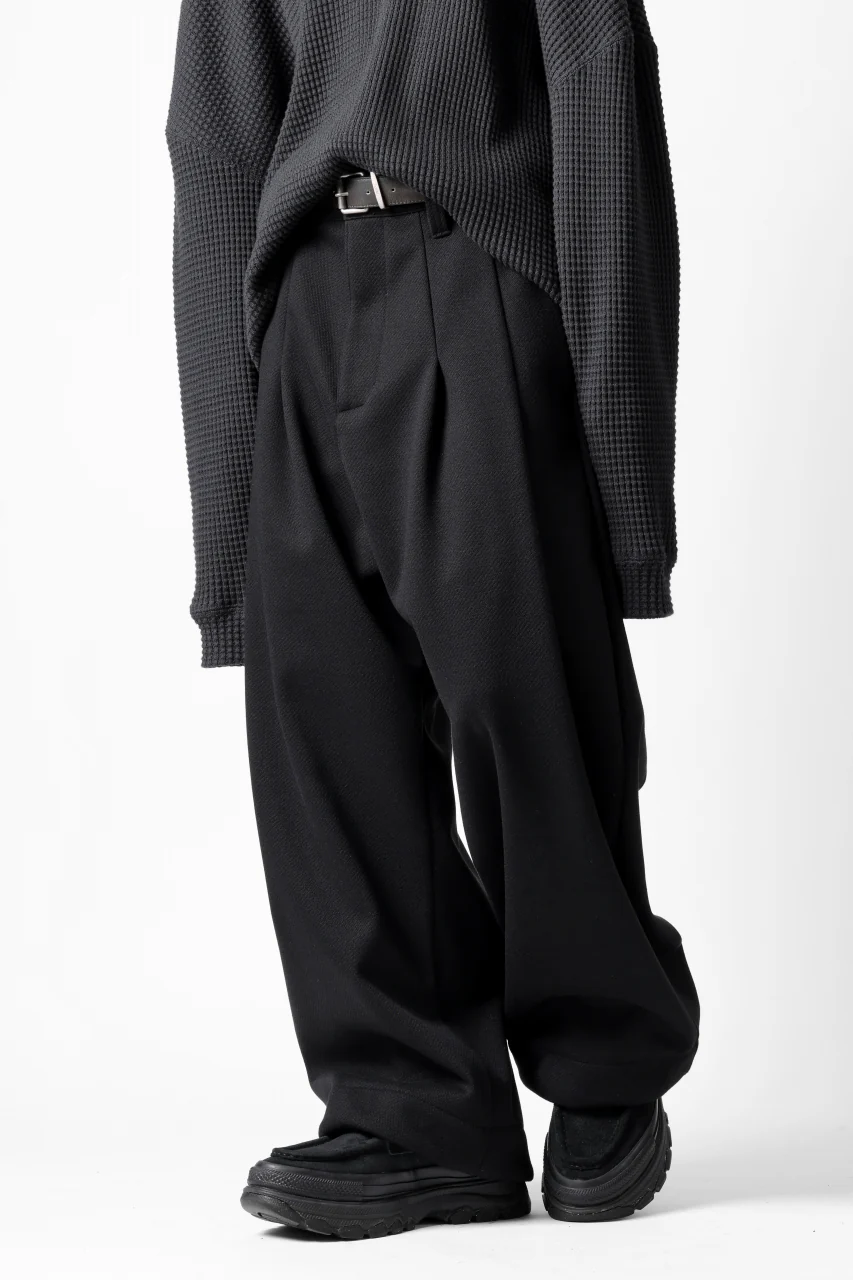 A.F ARTEFACT TUCK WIDE TROUSERS / KNITTED WOOLY TWILL (BLACK) - Image 32