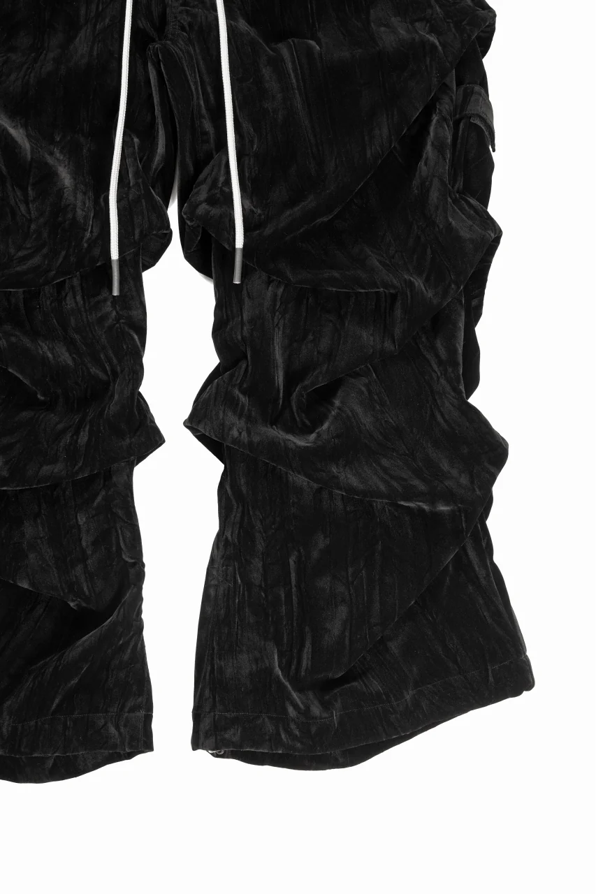 A.F ARTEFACT WASHER VELOR TUCK WIDE PANTS (BLACK) - Image 5