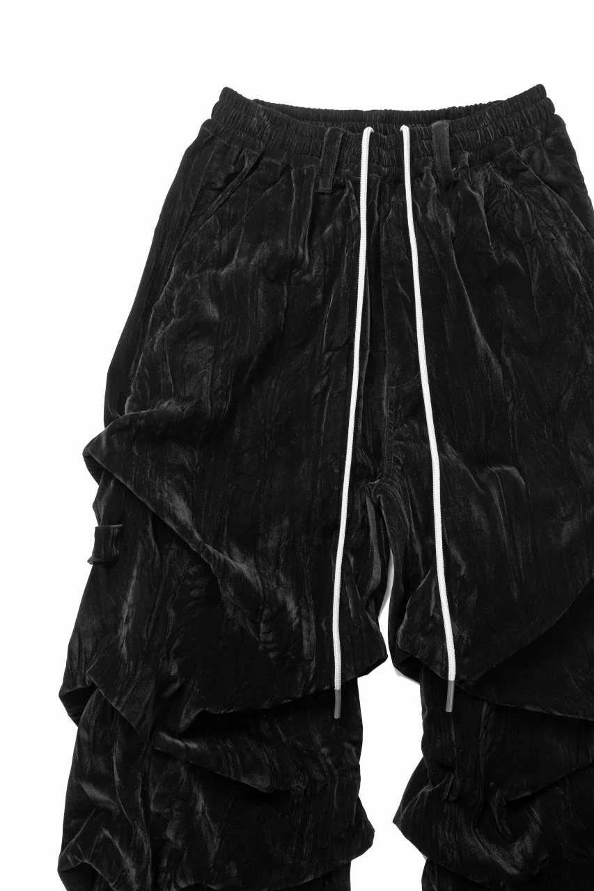 A.F ARTEFACT WASHER VELOR TUCK WIDE PANTS (BLACK) - Image 8