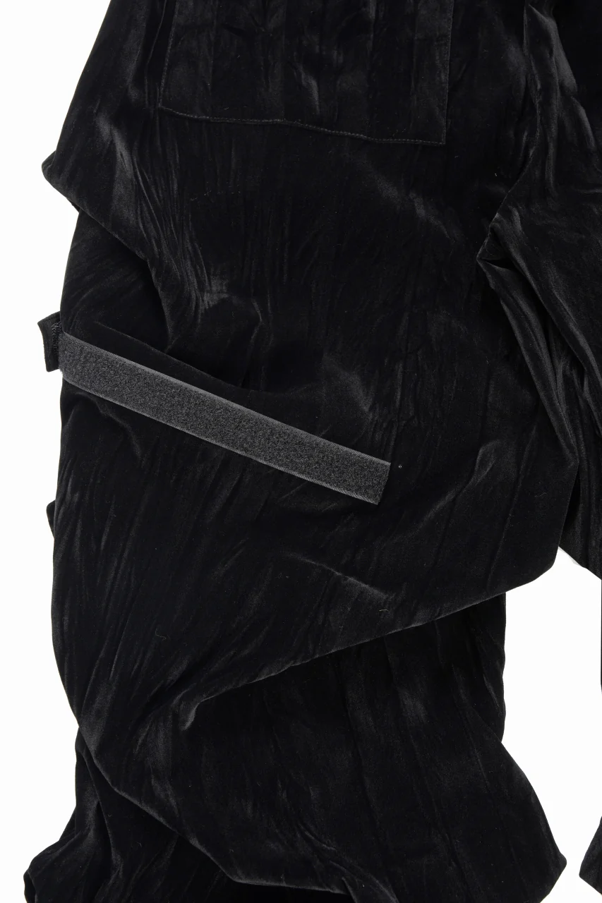 A.F ARTEFACT WASHER VELOR TUCK WIDE PANTS (BLACK) - Image 9