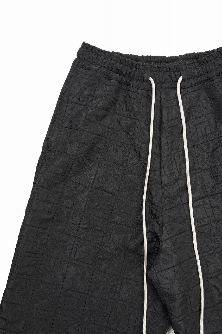 A.F ARTEFACT WIDE SHORTS / DECORATIVE LATTICE PATTERN (BLACK) - Image 3