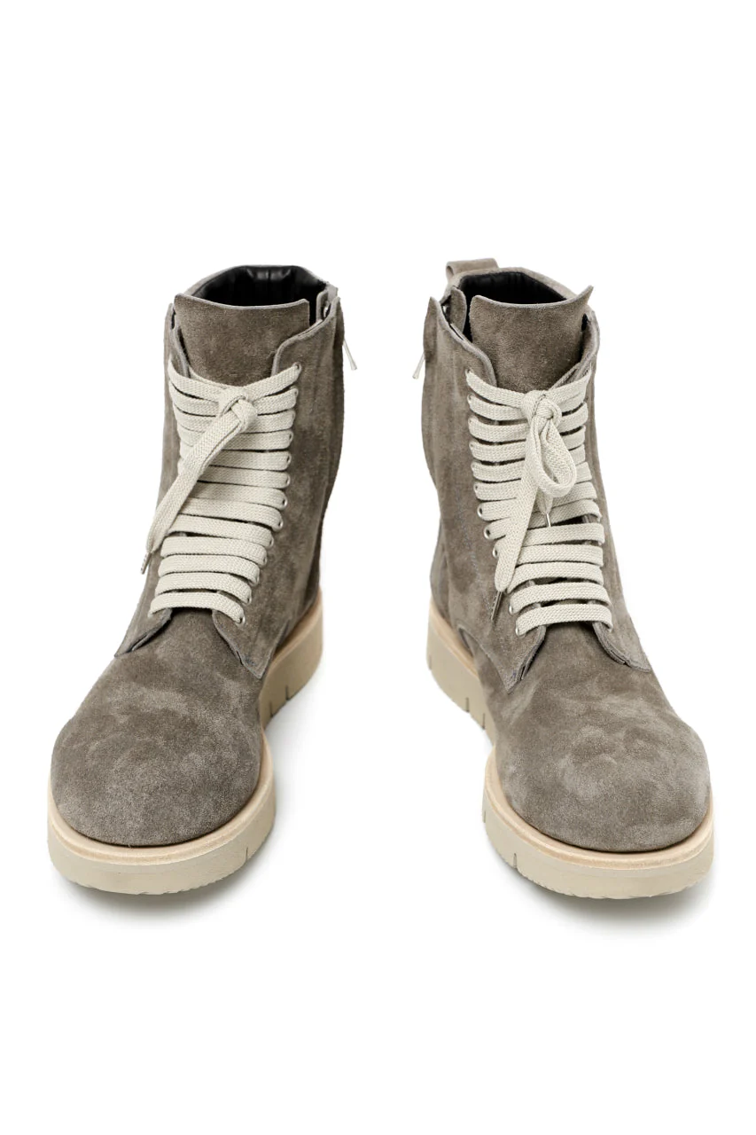 A.F ARTEFACT × Portaille LACE-UP SIDE ZIP BOOTS / SOFT SUEDE (GREIGE) - Image 6