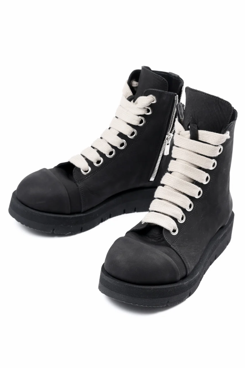 A.F ARTEFACT x Portaille THICK LACE-UP SIDE ZIP BOOTS / OILED NUBUCK (BLACK) - Image 4