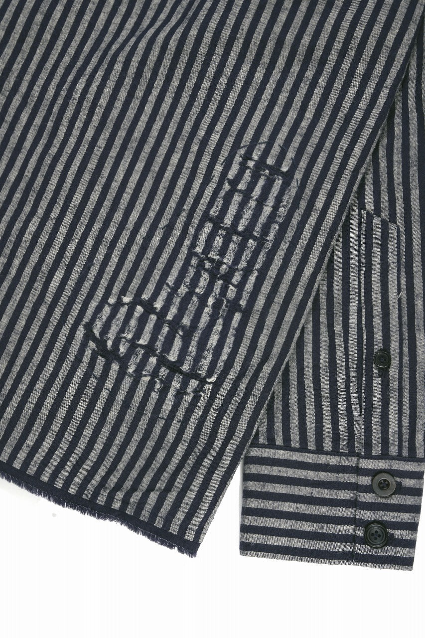 A TENTATIVE ATELIER Avis N. DISTRESSED PATCH STRIPES SHIRT (NAVY) - Image 19
