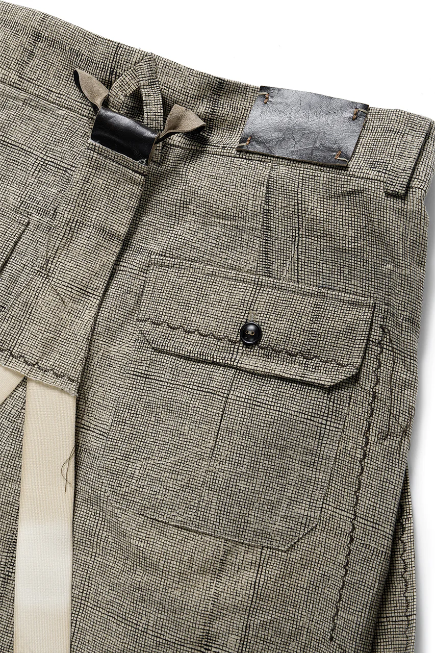 A TENTATIVE ATELIER exclusive George II PAINTER'S CROSS BAND PANTS (BLACK BEIGE) - Image 10