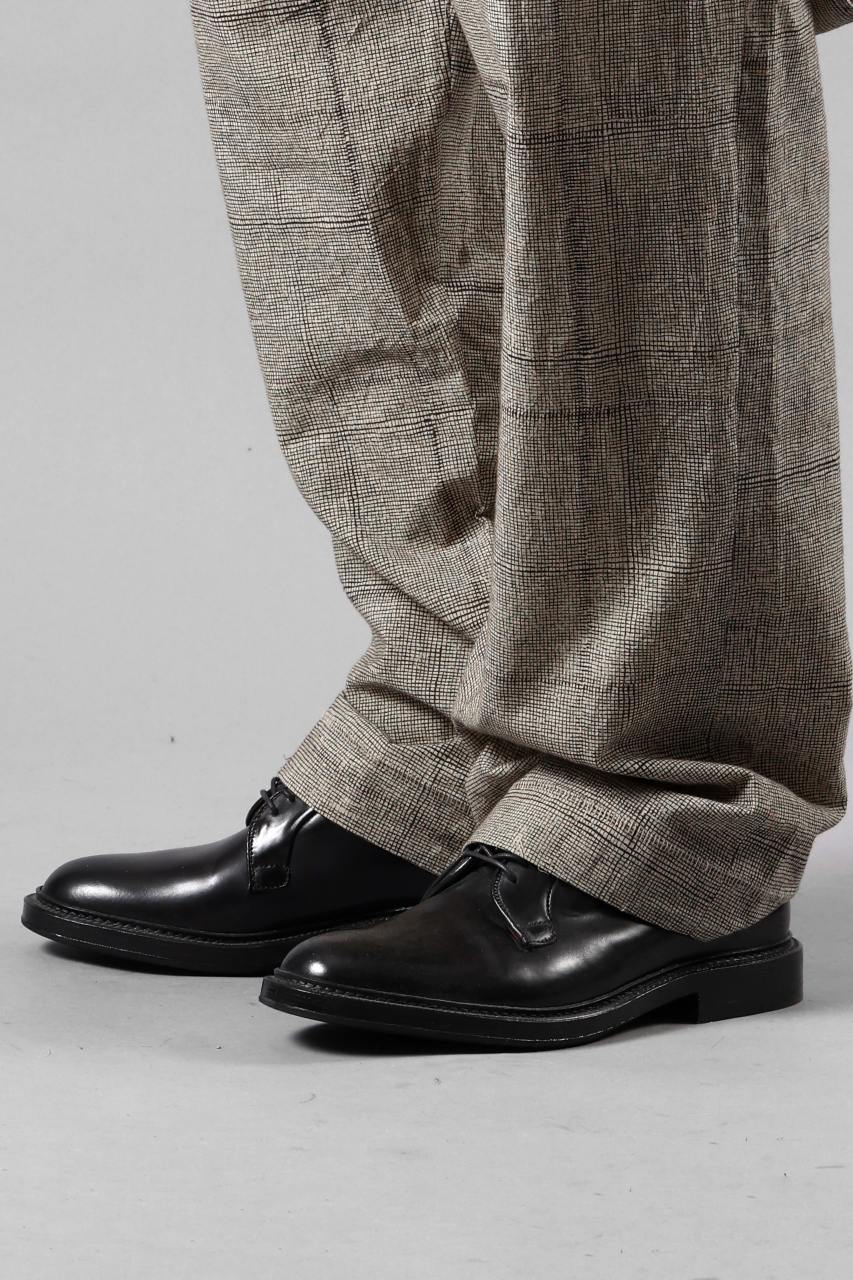 A TENTATIVE ATELIER exclusive George II PAINTER'S CROSS BAND PANTS (BLACK BEIGE) - Image 17