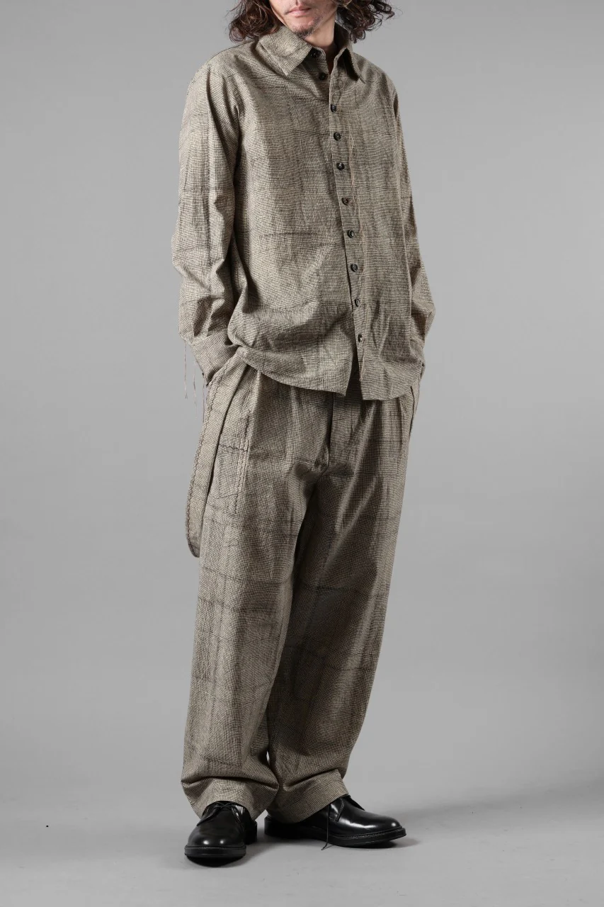A TENTATIVE ATELIER exclusive George II PAINTER'S CROSS BAND PANTS (BLACK BEIGE) - Image 18