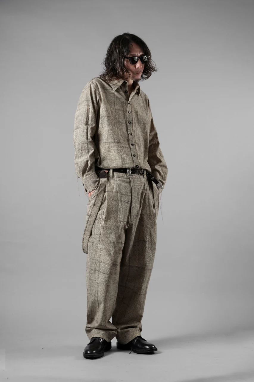 A TENTATIVE ATELIER exclusive George II PAINTER'S CROSS BAND PANTS (BLACK BEIGE) - Image 19