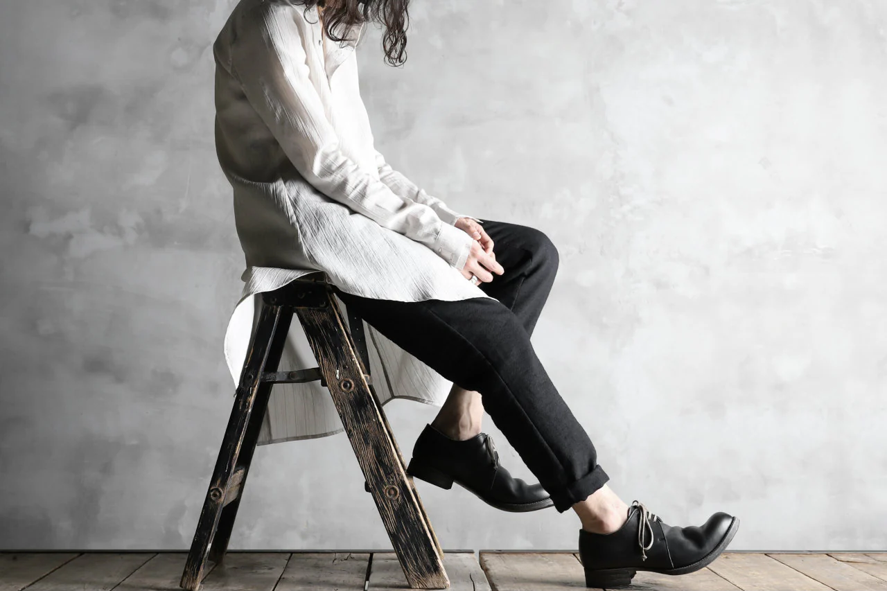 Aleksandr Manamis ASYMMETRY BIAS COLLAR SHIRT - Image 36