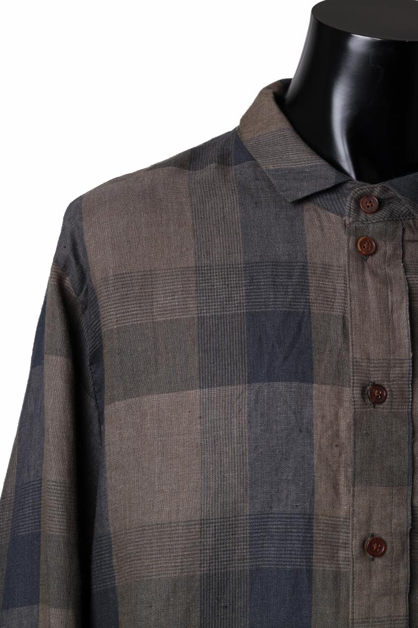 Aleksandr Manamis Asymmetry Shirt / Organic Linen (CHECKED) - Image 10