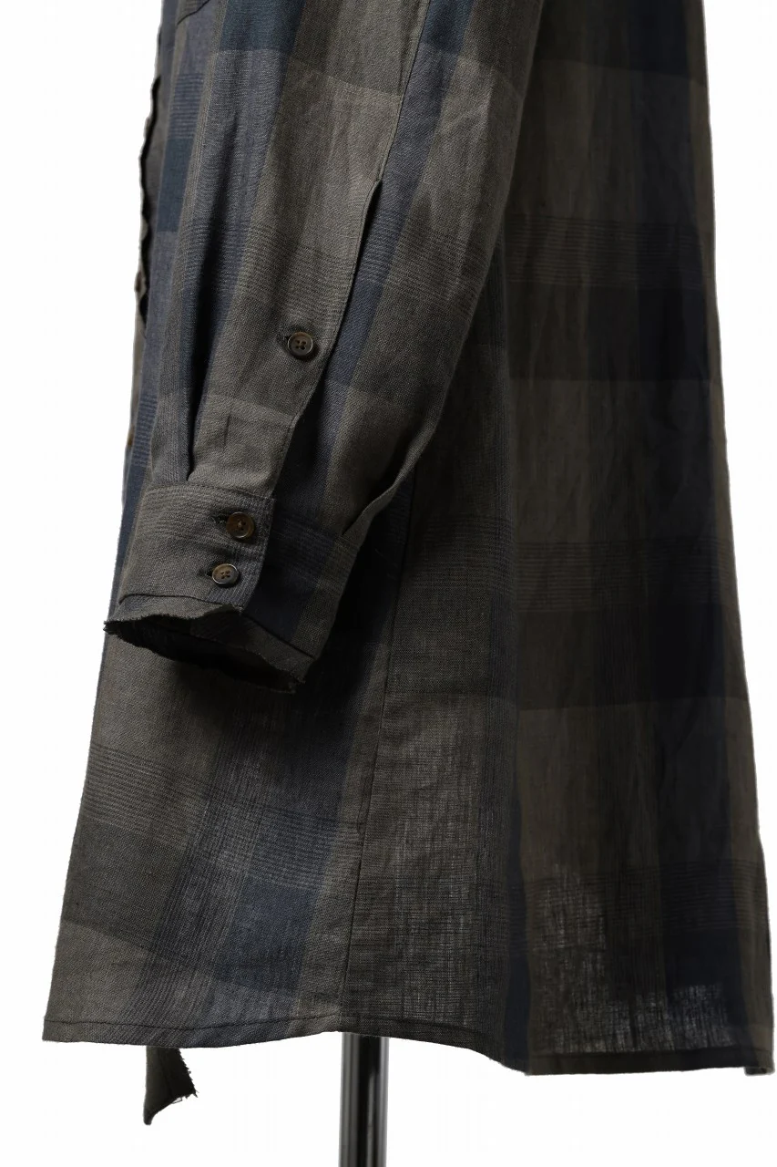 Aleksandr Manamis Asymmetry Shirt / Organic Linen (CHECKED) - Image 15