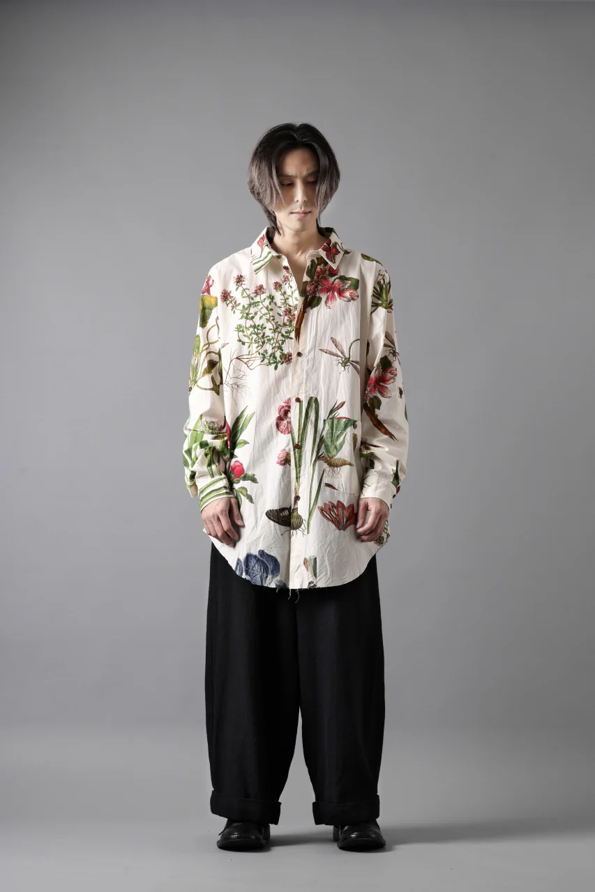 Aleksandr Manamis Classic Shirt / Type Writer Cotton (GRAND FLEUR) - Image 24