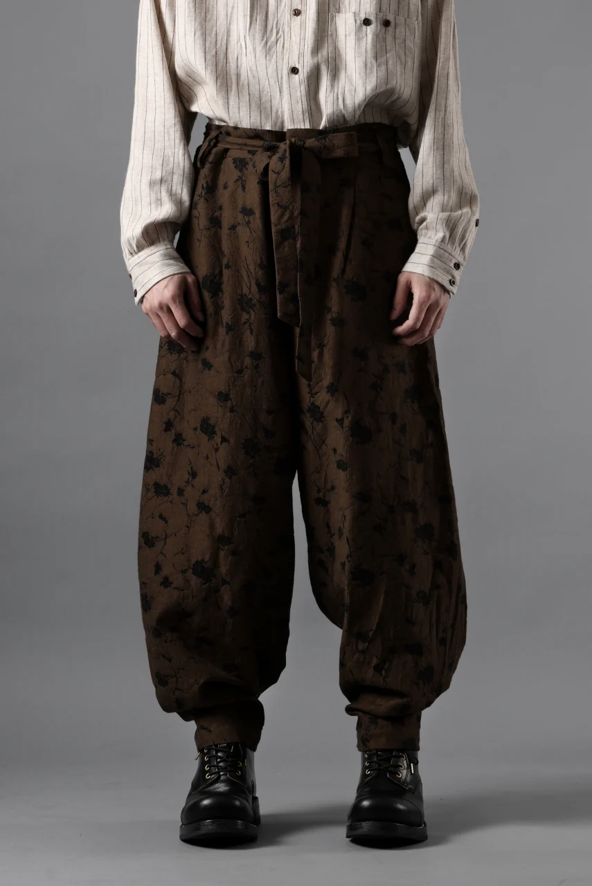 Aleksandr Manamis exclusive BUTTON LEG LOOSE PANT (BLACK / BROWN) - Image 23