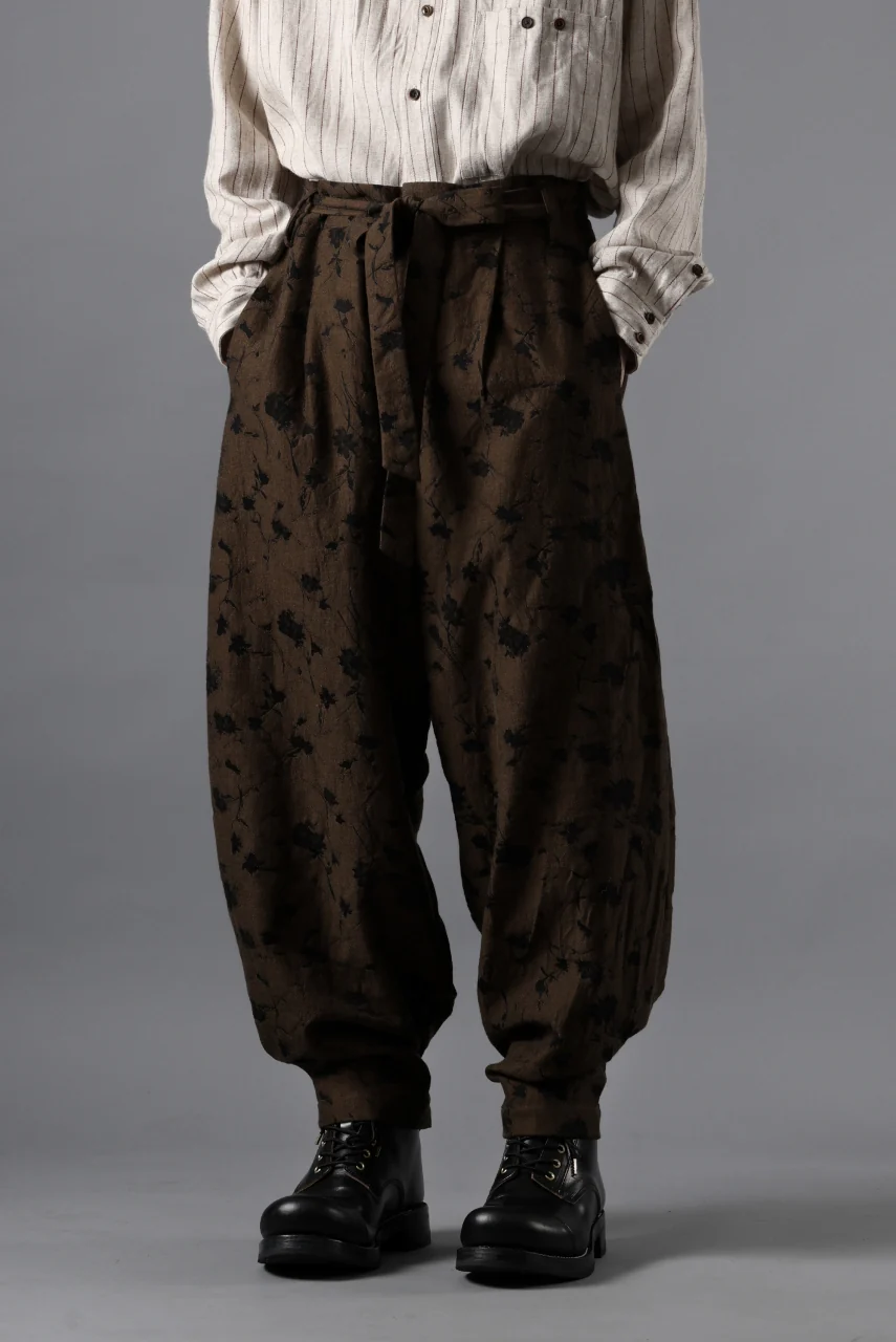 Aleksandr Manamis exclusive BUTTON LEG LOOSE PANT (BLACK / BROWN) - Image 24