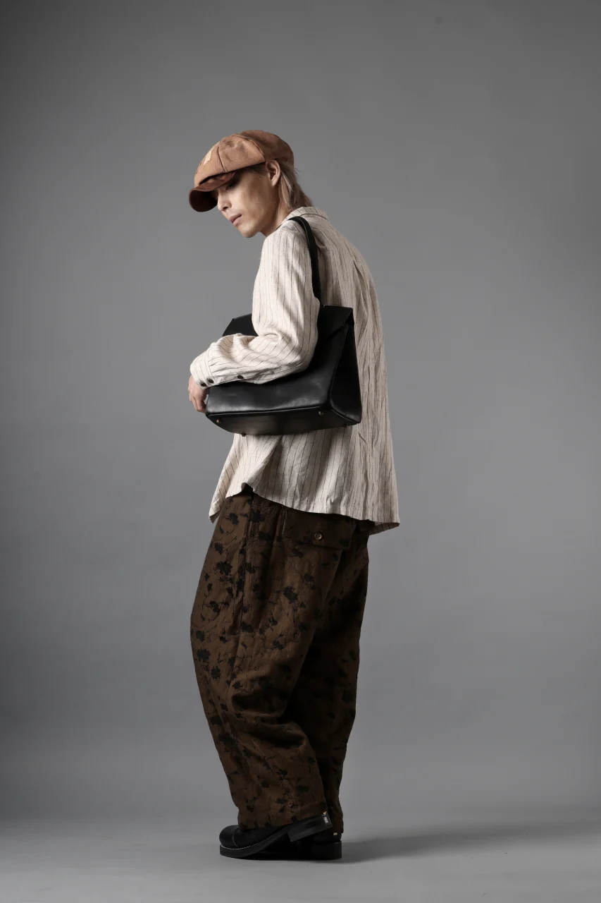 Aleksandr Manamis exclusive BUTTON LEG LOOSE PANT (BLACK / BROWN) - Image 34