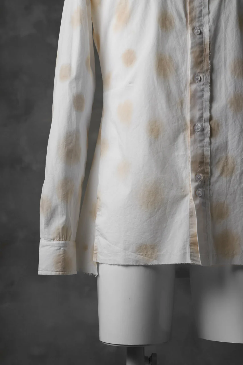 Aleksandr Manamis Raw Hallf Collar Shirt / Tea Stain Dot - Image 11