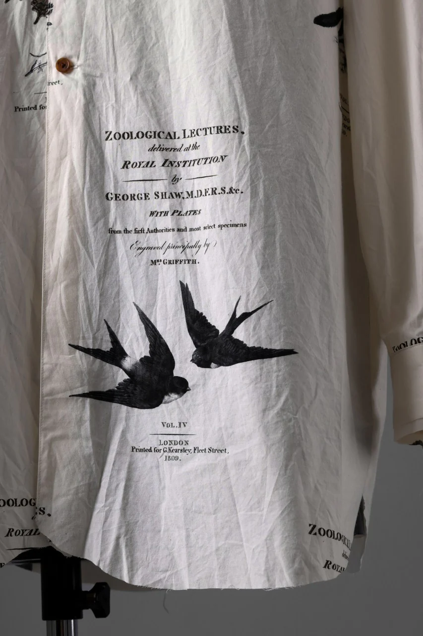 Aleksandr Manamis Short Collar Shirt / Type Writer Cotton (LECTURES) - Image 11