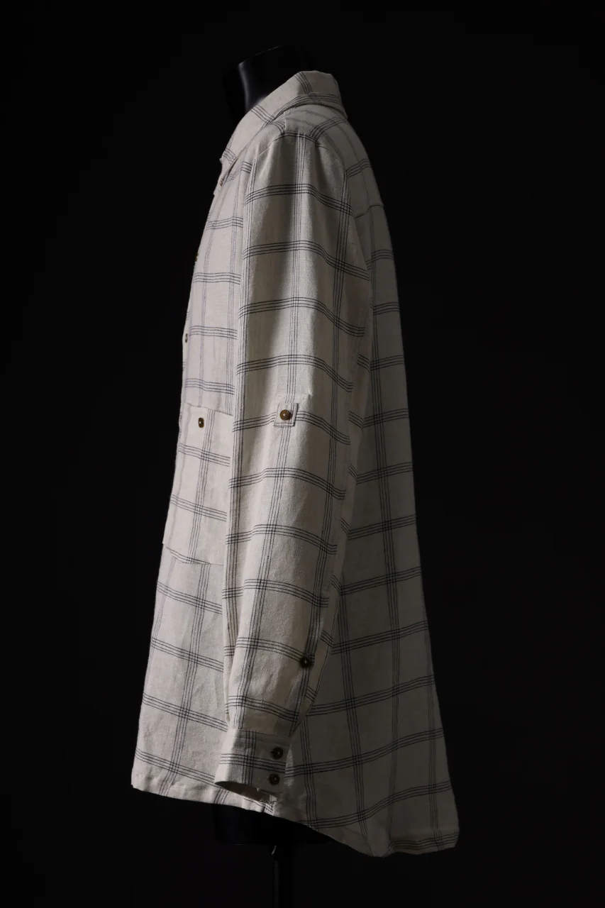 Aleksandr Manamis Strap Back Check Shirt (NAVY / OFF WHITE CHECK) - Image 5