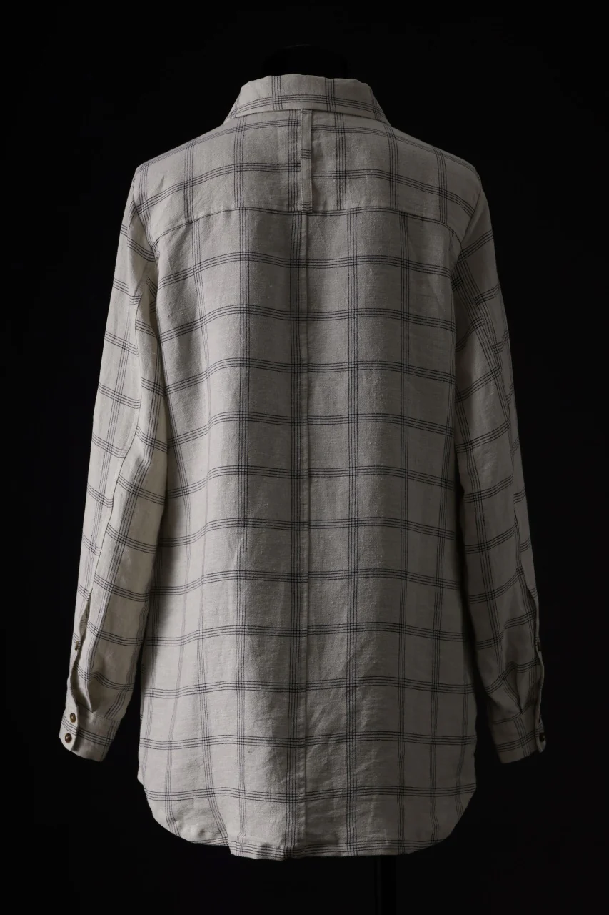 Aleksandr Manamis Strap Back Check Shirt (NAVY / OFF WHITE CHECK) - Image 6