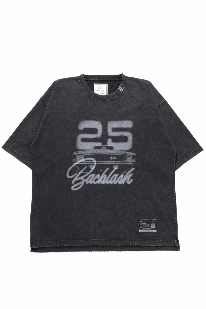 BACKLASH xx Maison MIHARA YASUHIRO 25th ANNIVERSARY GRAPHIC T-SHIRT (BLACK) - Image 2