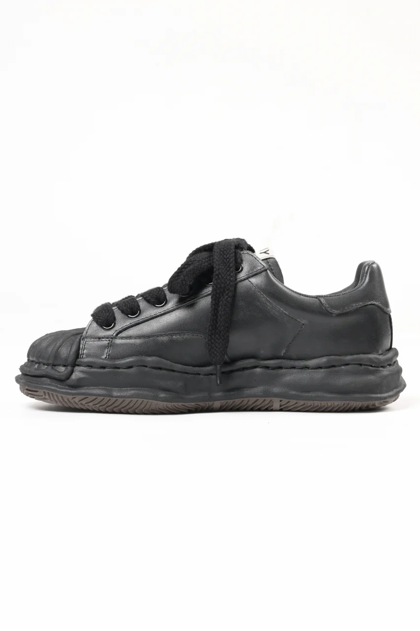 BACKLASH XX Maison MIHARA YASUHIRO “BLAKEY” OG SOLE STEER GARMEN-WAX-FINISH LOW-TOP SNEAKER (BLACK) - Image 5