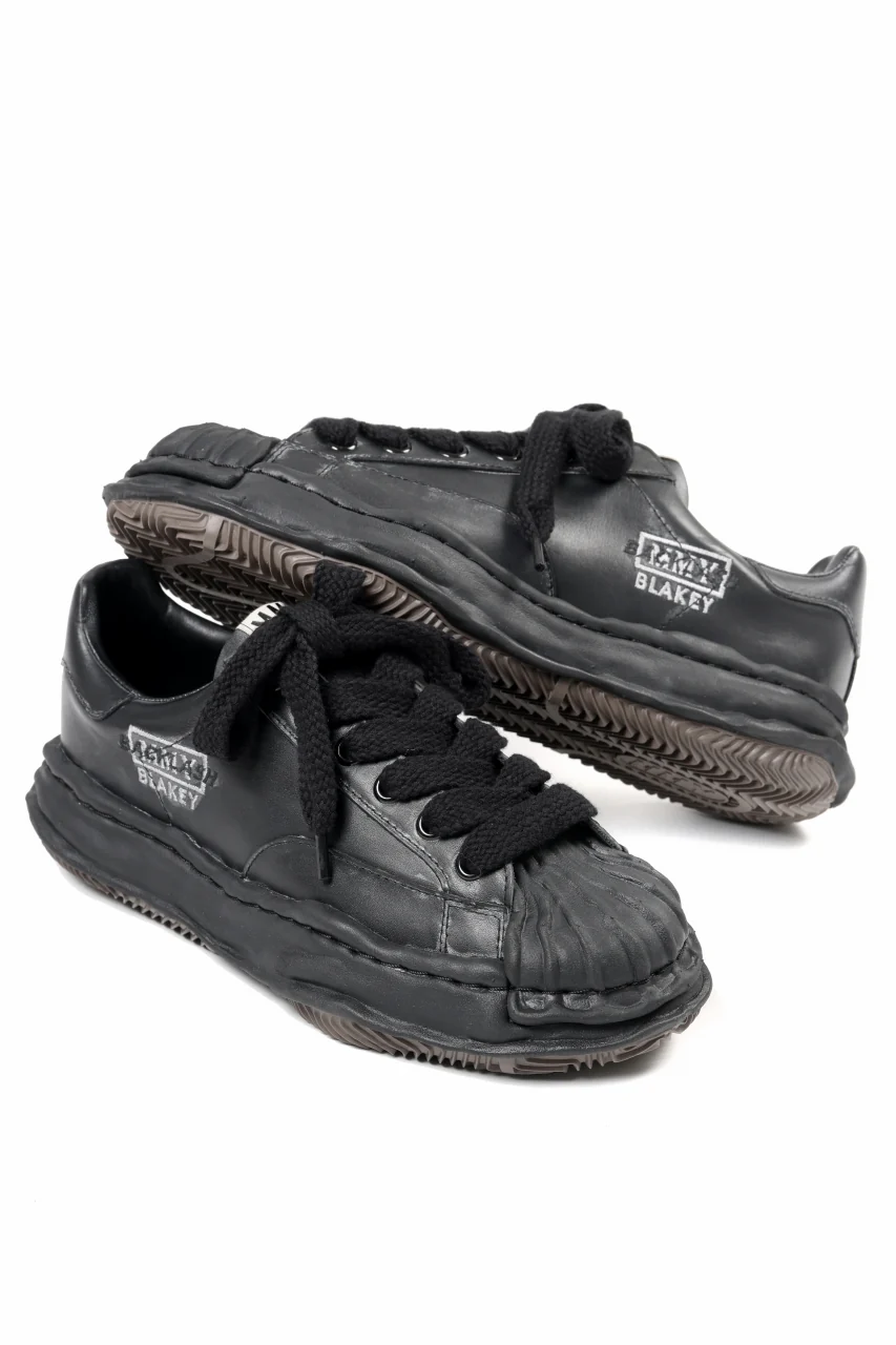 BACKLASH XX Maison MIHARA YASUHIRO “BLAKEY” OG SOLE STEER GARMEN-WAX-FINISH LOW-TOP SNEAKER (BLACK) - Image 7