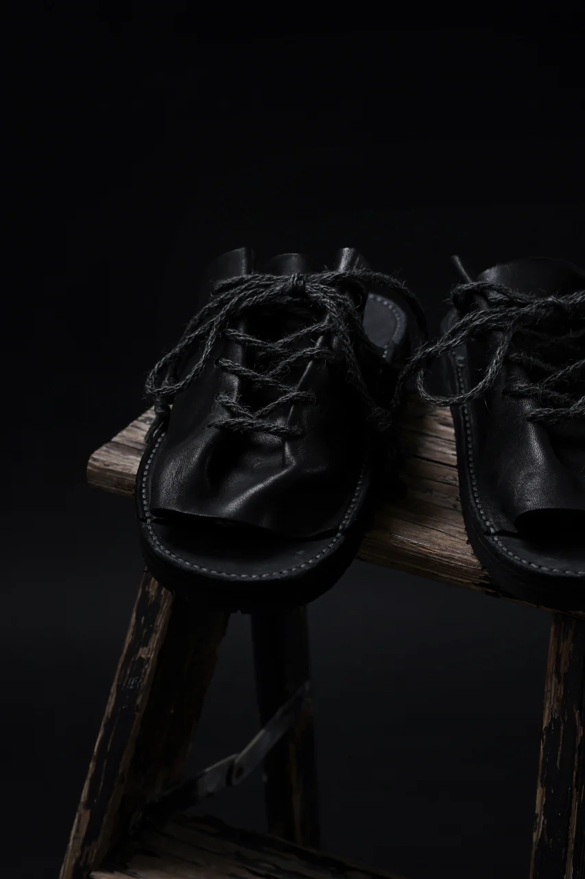 BACKLASH xx TOKYOSANDAL DRAPE FITTED SANDAL / DOUBLE SHOULDER OBJECT DYED (BLACK) - Image 3
