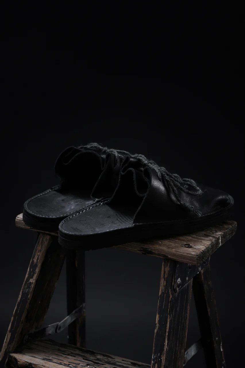 BACKLASH xx TOKYOSANDAL DRAPE FITTED SANDAL / DOUBLE SHOULDER OBJECT DYED (BLACK) - Image 5