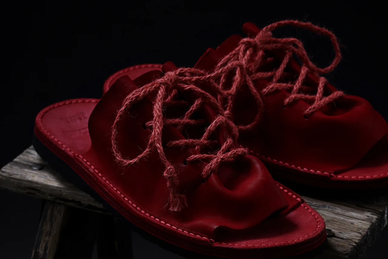 BACKLASH xx TOKYOSANDAL DRAPE FITTED SANDAL / DOUBLE SHOULDER OBJECT DYED (RED)　 - Image 10
