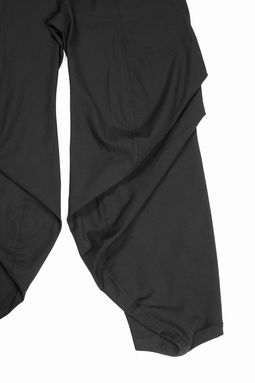 beauty : beast CROISSANT FLARE DOUBLE POCKET PANTS / SOLID VERSION (BLACK) - Image 4