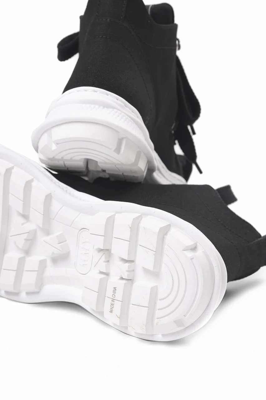 beauty : beast LOW CUT - ROLL-TONGUE STAINNING SHOES feat. Maison MIHARA YASUHIRO (BLACK x WHITE) - Image 7