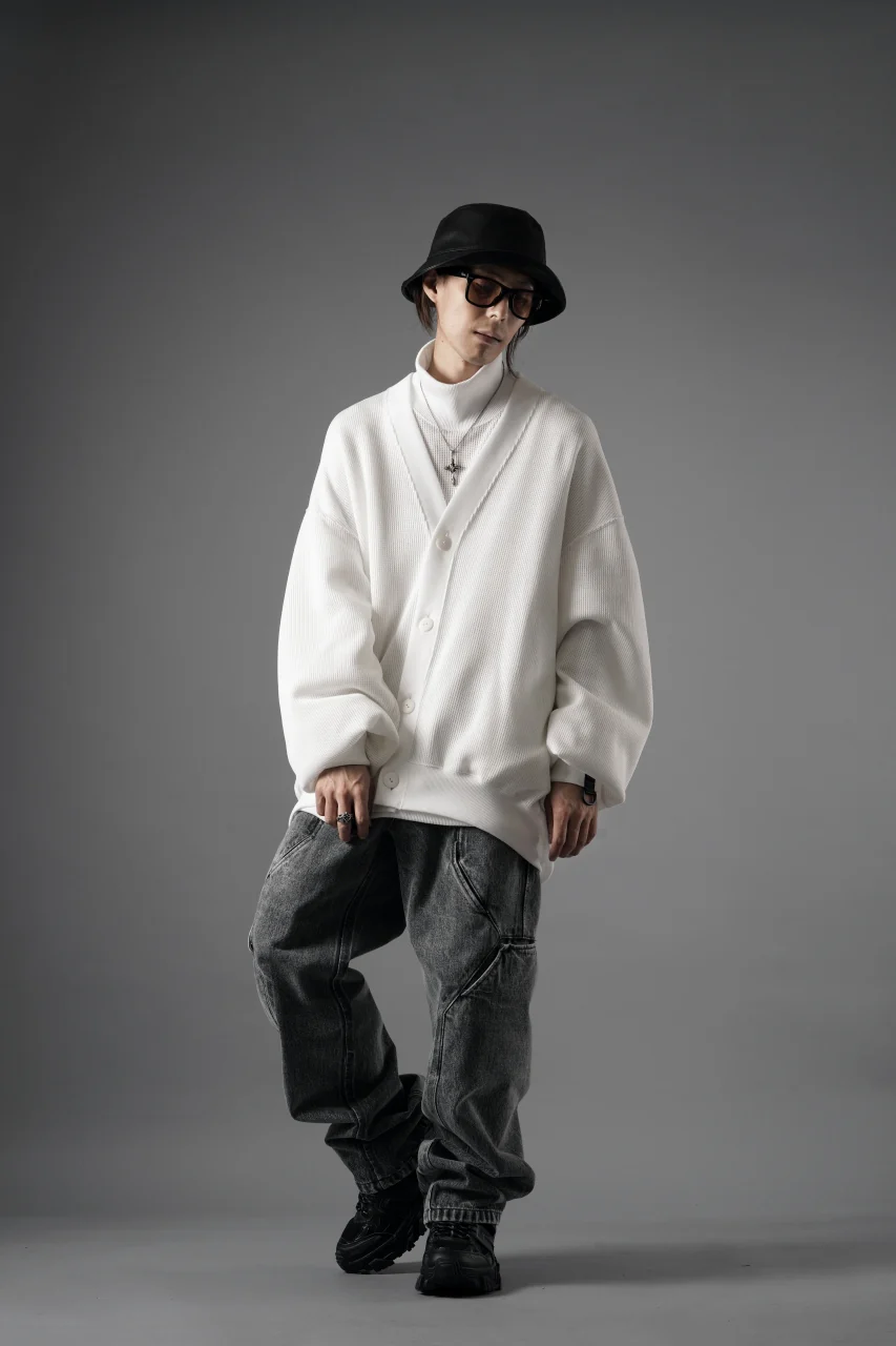 beauty : beast MONSTER CARDIGAN (WHITE) - Image 15