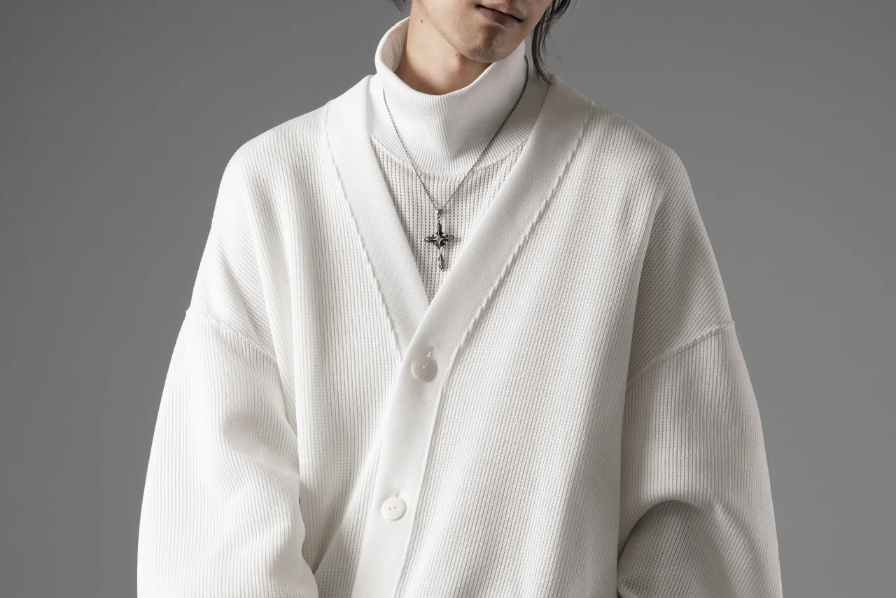 beauty : beast MONSTER CARDIGAN (WHITE) - Image 16