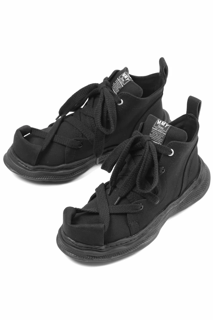 beauty : beast ROLL-TOE SHOES feat. Maison MIHARA YASUHIRO (BLACK x BLACK) - Image 5