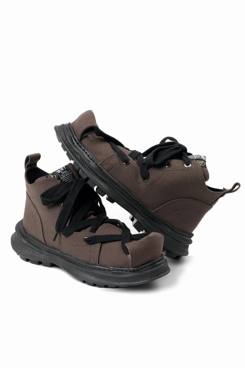 beauty : beast ROLL-TONGUE STAINING SHOES feat. Maison MIHARA YASUHIRO (BROWN x BLACK) - Image 6